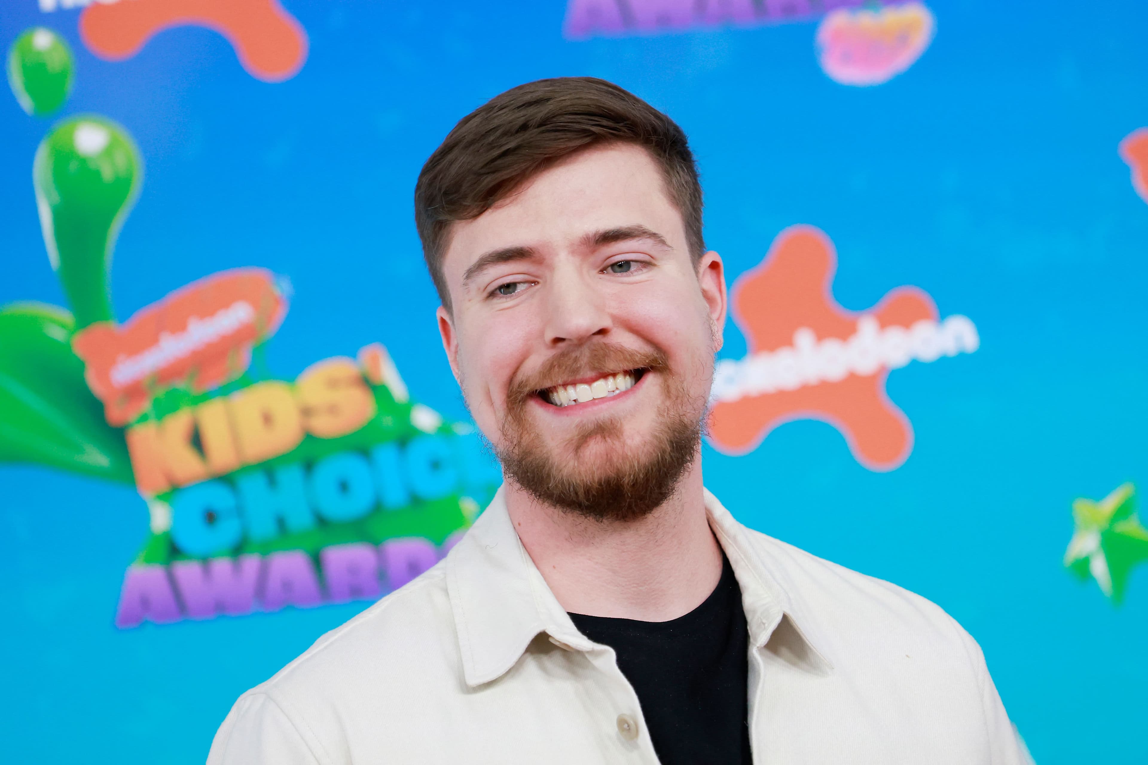 The YouTube Strategy Boom: A New Class of Digital Advisors