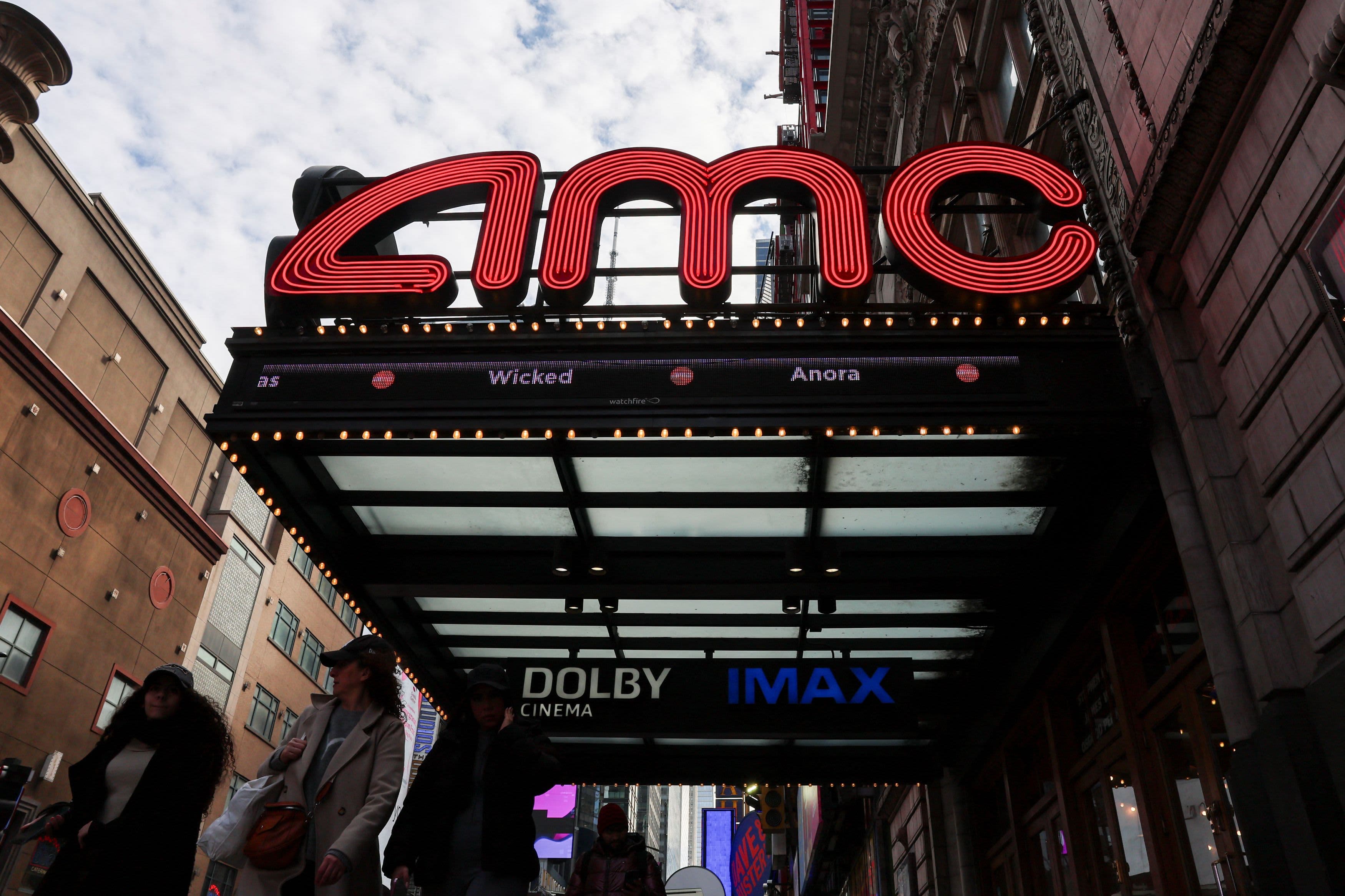 AMC's Live Concert Screenings Could Drive Entertainment Venue Traffic