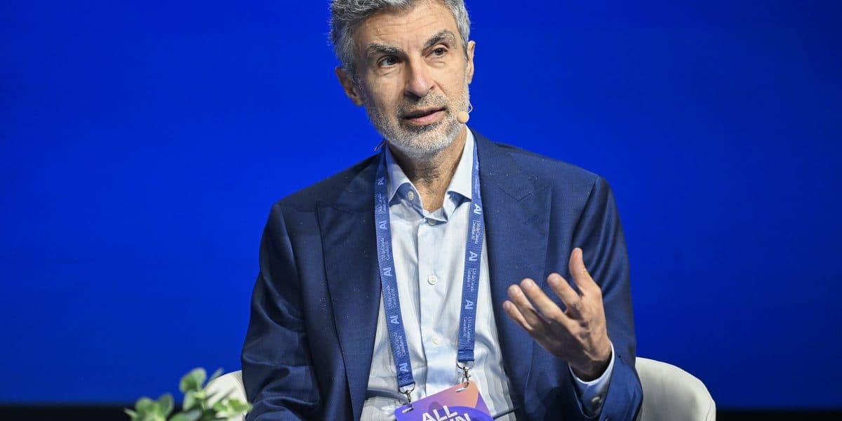 AI Safety Concerns Escalate as Experts Warn of Existential Risks
