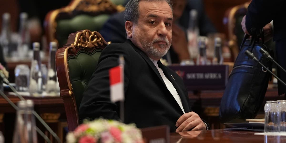 Iran Signals Uncertainty in U.S. Negotiations, Raising Global Trade Concerns