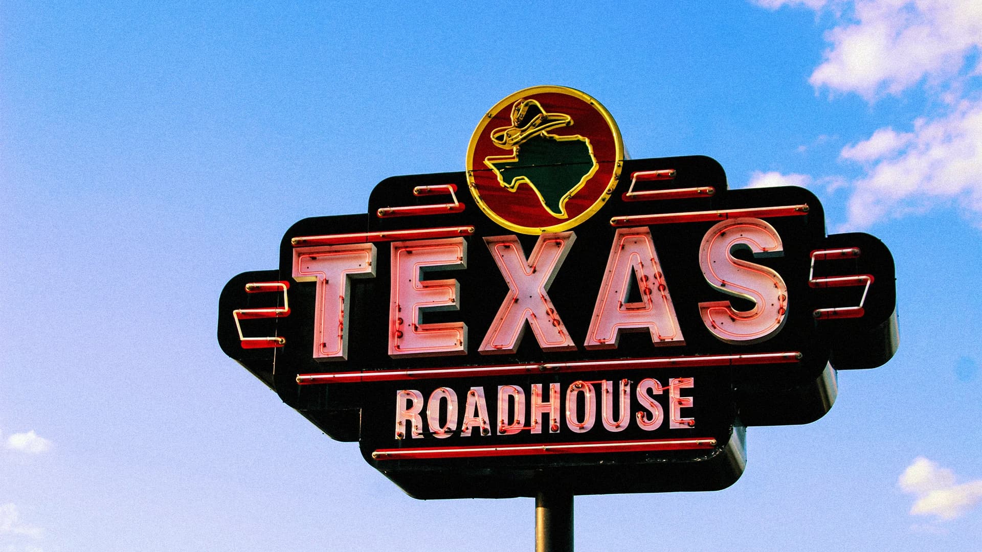 Texas Roadhouse Eyes Major 2026 Growth: What It Means for Charlotte