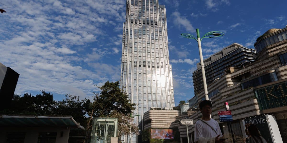 Global Hotel Chain Sets 16-Week Parental Leave Standard
