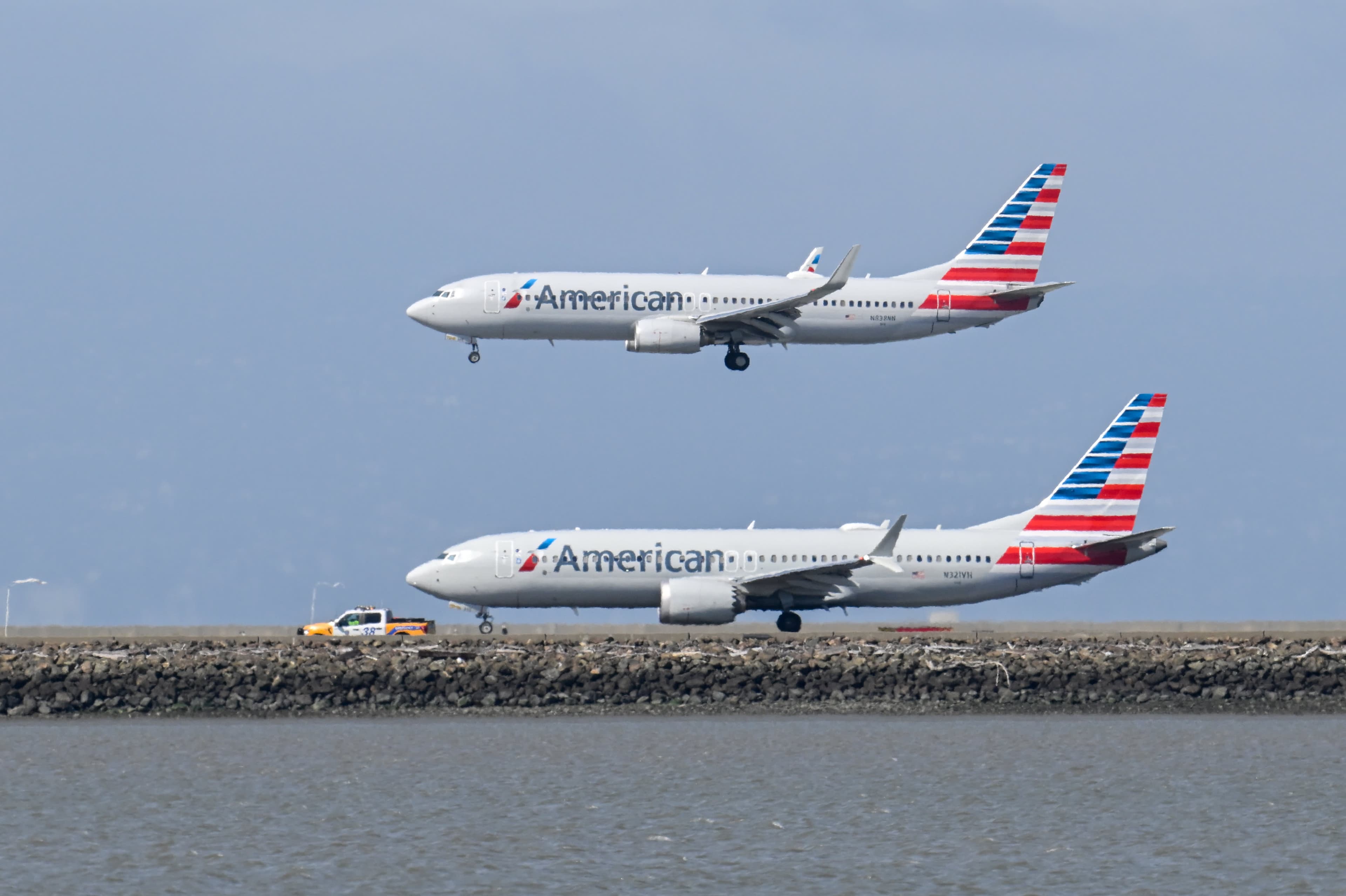 American Airlines Upgrades Fleet with SpaceX Starlink Wi-Fi