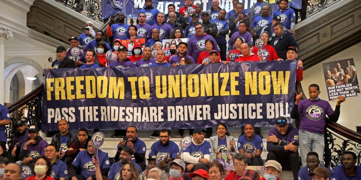 Massachusetts Uber Drivers Win Historic Union Victory Amid Tech Industry Shifts
