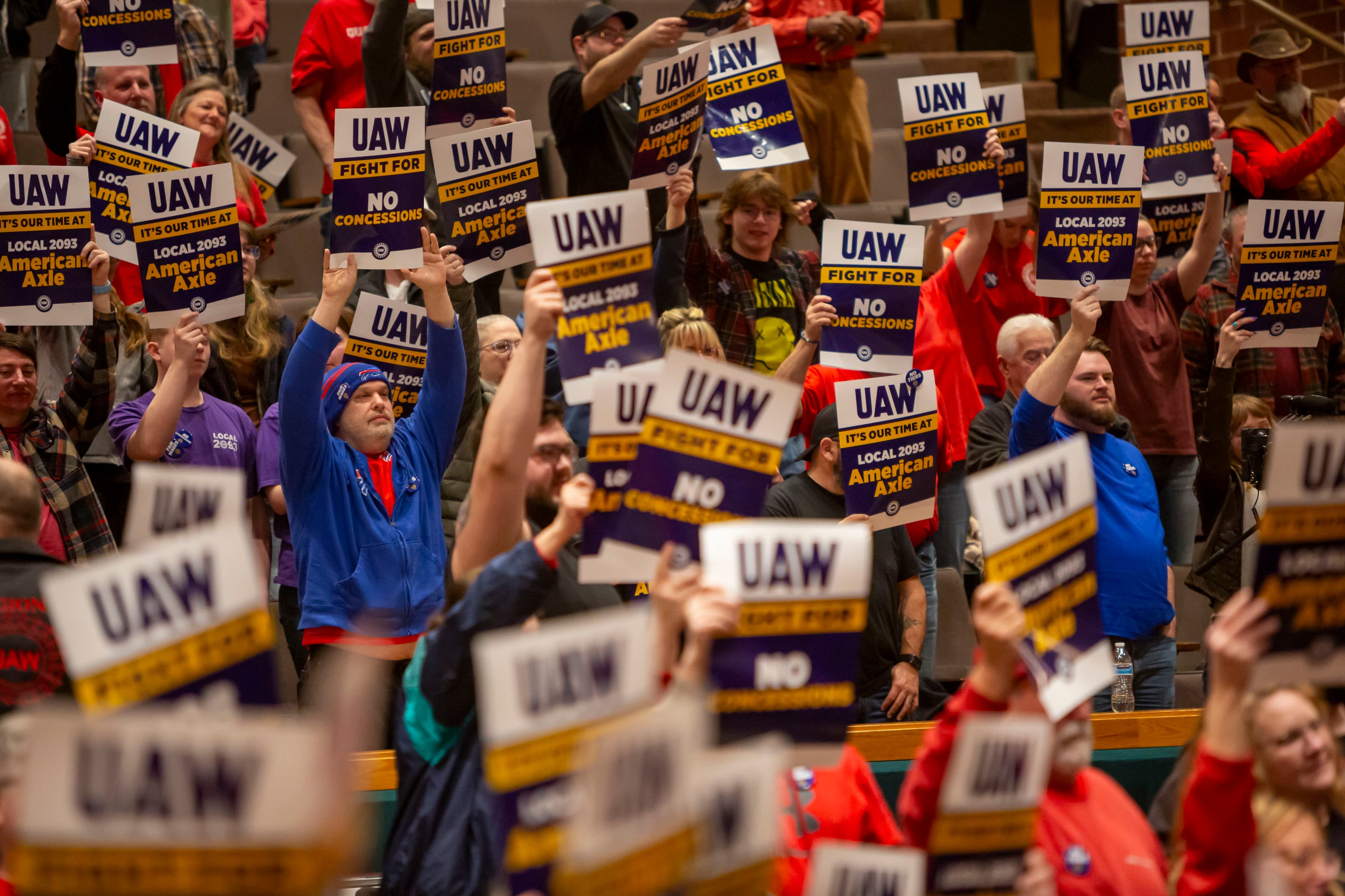 UAW Strike at GM Supplier Could Ripple Through Auto Supply Chain