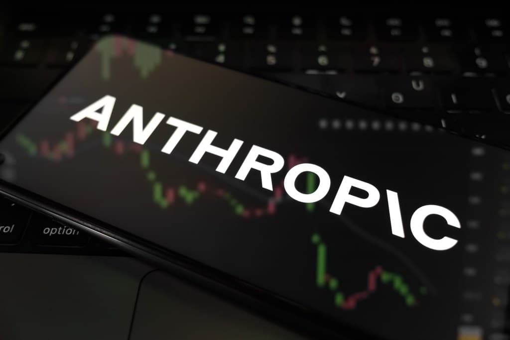 AI Leader Anthropic Files for Major IPO, Signals Sector Growth