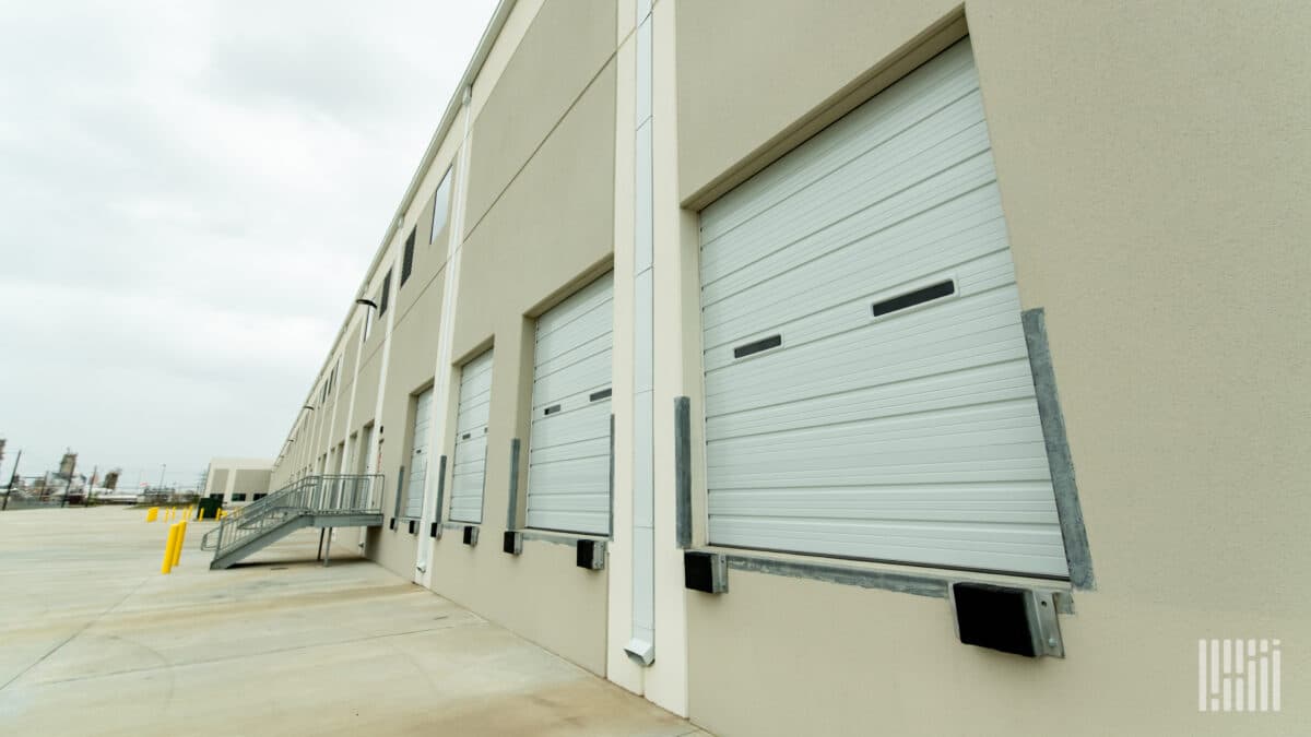 Apollo-Backed Fund Closes $1.4B Logistics Real Estate Round