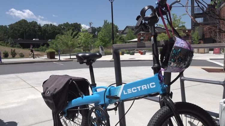 Charlotte Weighs E-Bike Safety Rules as Ridership Surges