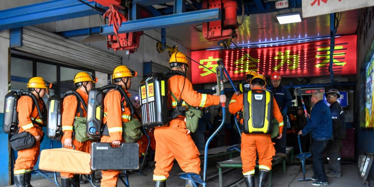 China Coal Disaster Highlights Safety Oversight Failures in Mining