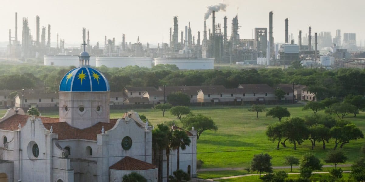 Water Crisis at Major U.S. Oil Hub Signals Supply Chain Risks
