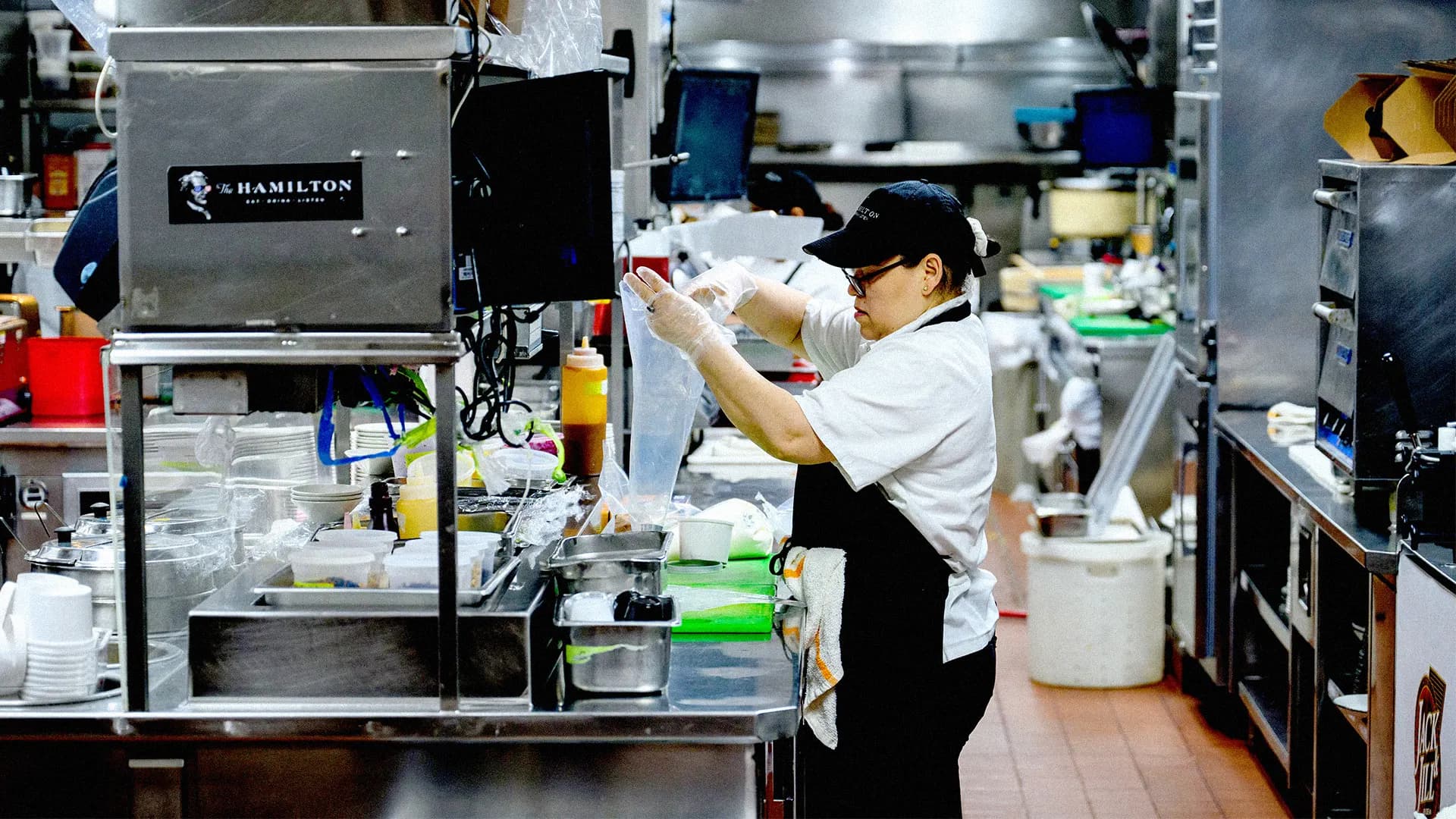 Restaurant Worker Financial Crisis: What Charlotte Employers Need to Know