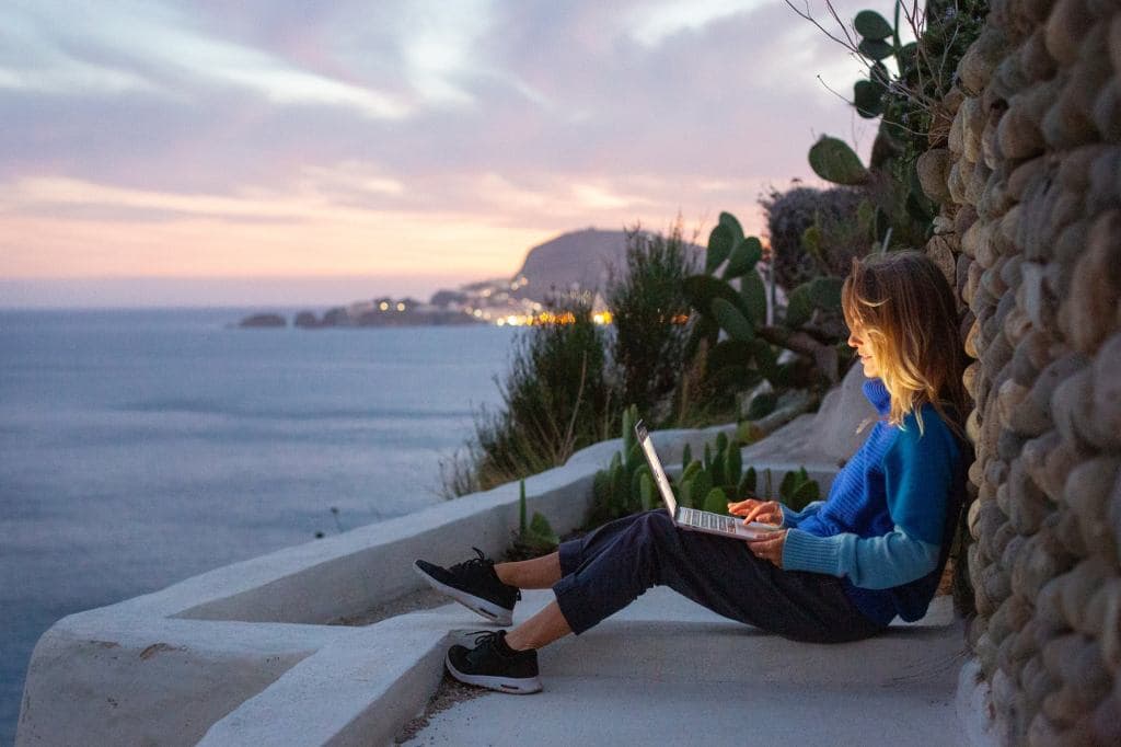 Digital Nomads Face U.S. Tax Obligations Abroad