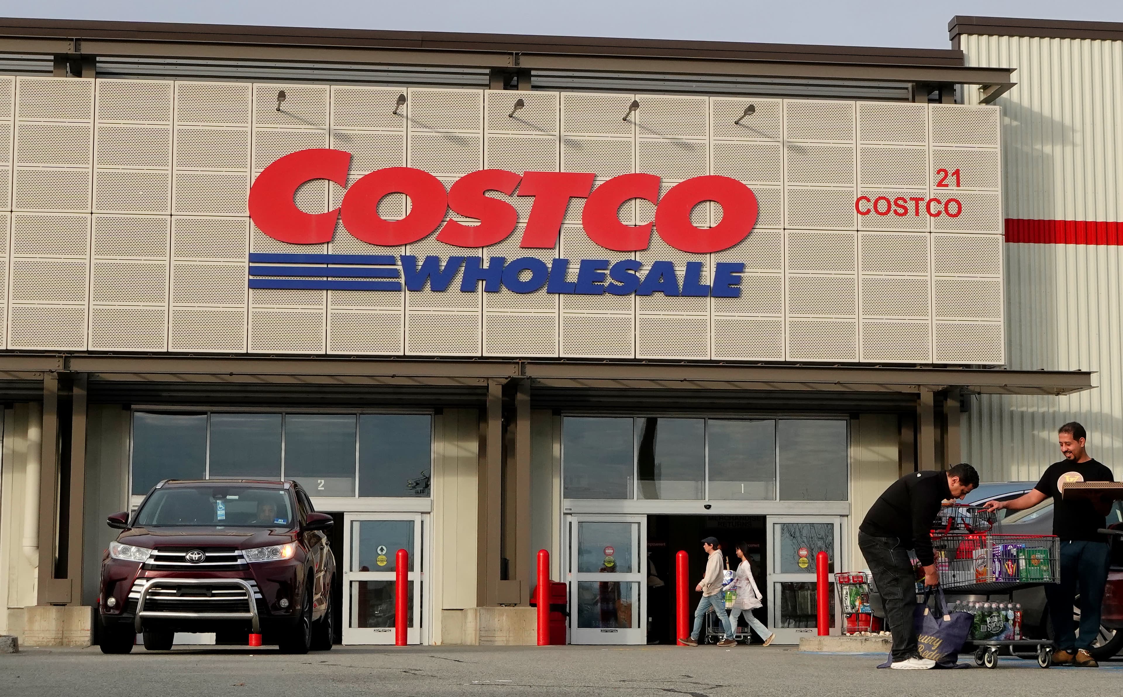 Costco Reports Record Gas Sales as Fuel Prices Climb