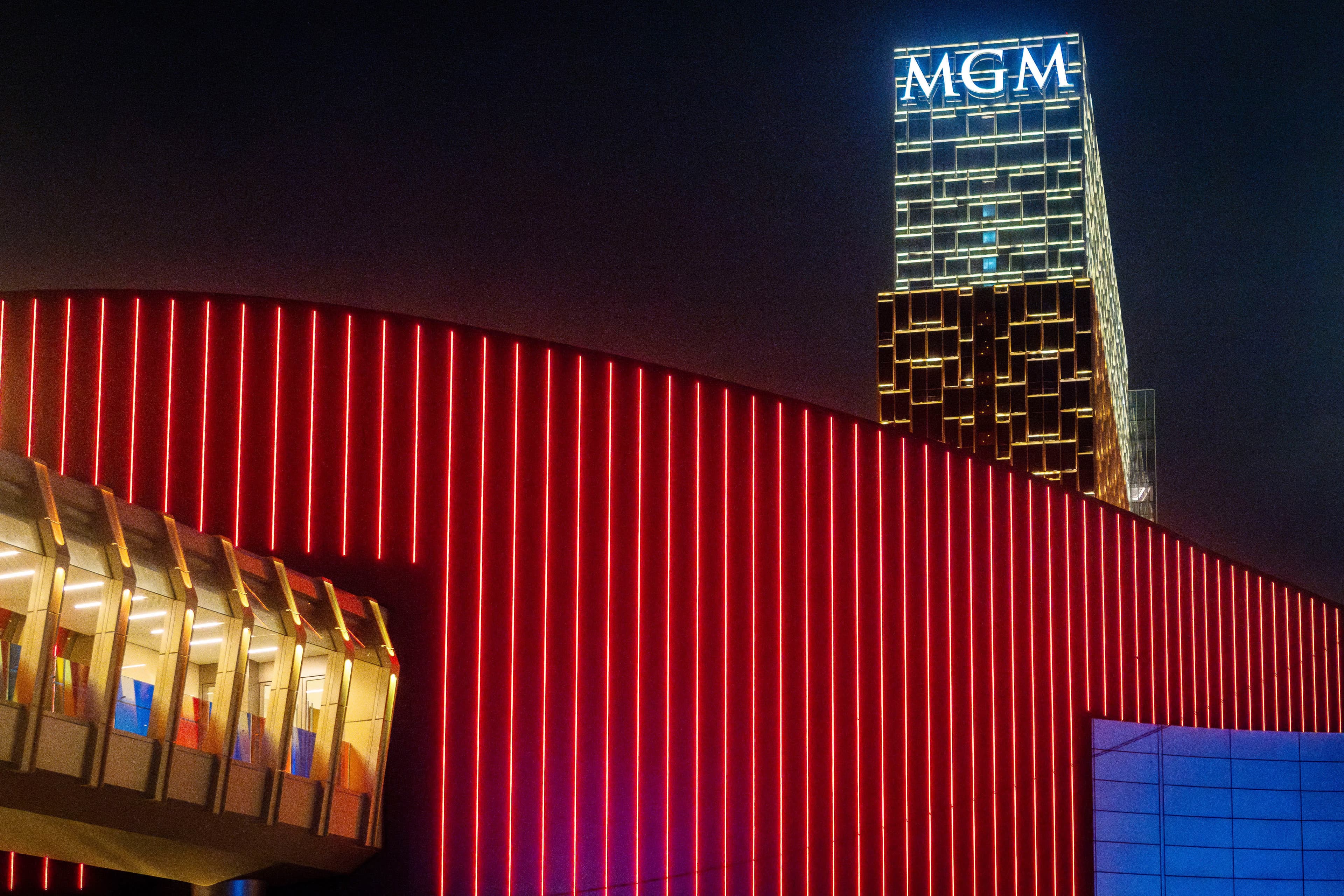 Barry Diller's People Inc. Makes $48.30-Per-Share Bid for MGM Resorts