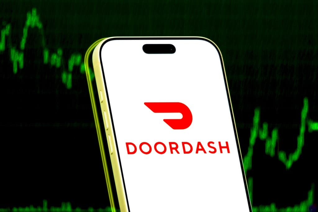 DoorDash Seeks Social Media Savvy for Six-Figure Roles
