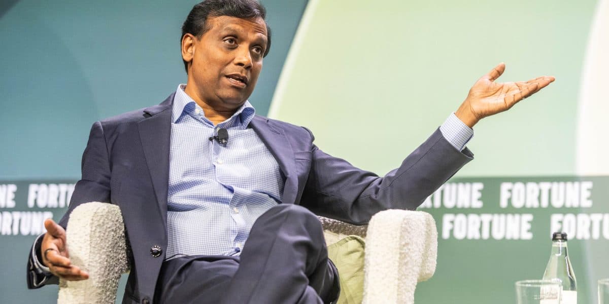 Major IT Services Firm Bets on Grad Hiring Over AI Automation