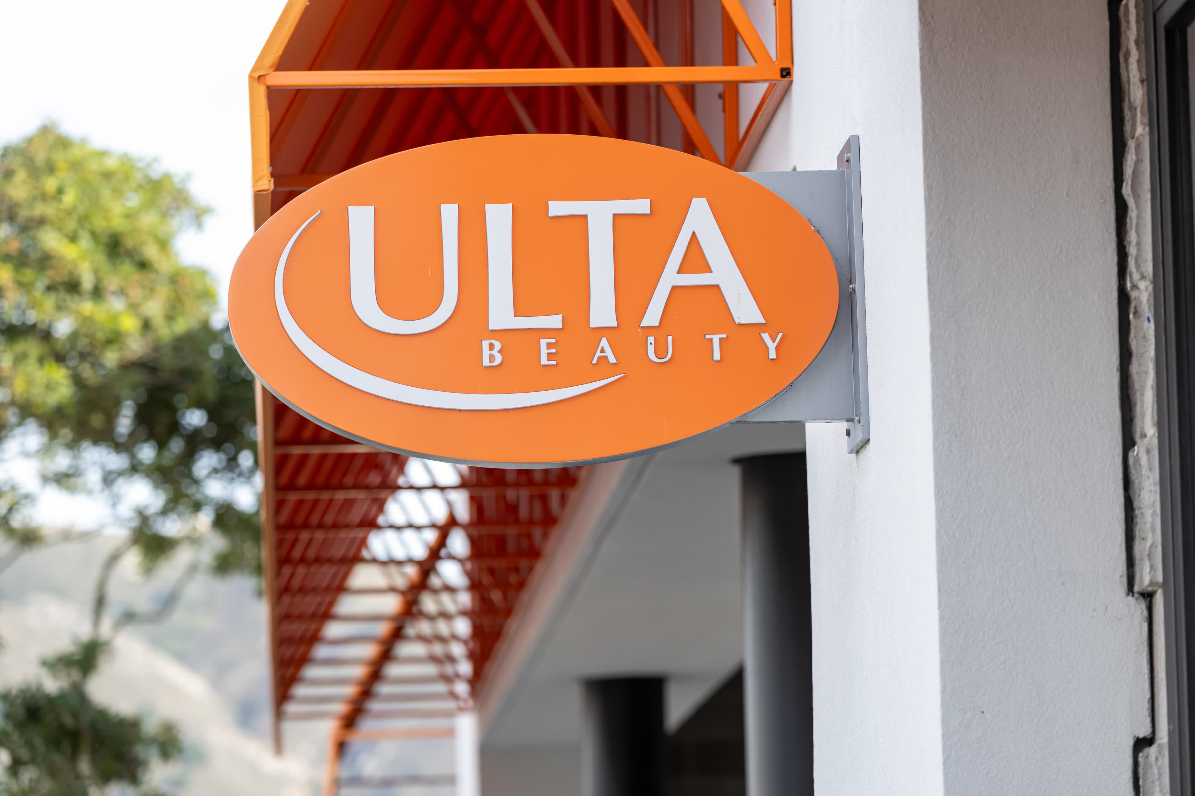 Ulta Beauty Surges on Strong Q1 Results, Raises Guidance