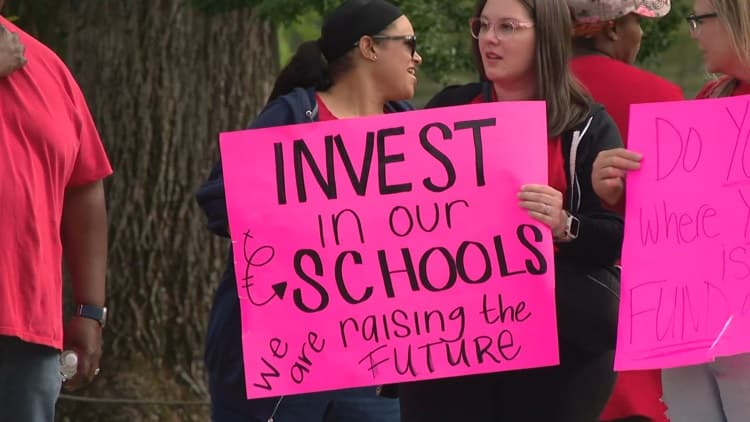 Gaston County Commits Record $2.1M to Teacher Pay Boost