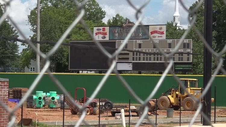 Mooresville Spinners Face Uncertain Future as Lease Dispute Threatens Moor Park