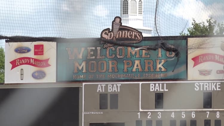 Mooresville Spinners Face Uncertain Future as Town Pursues Park Renovation