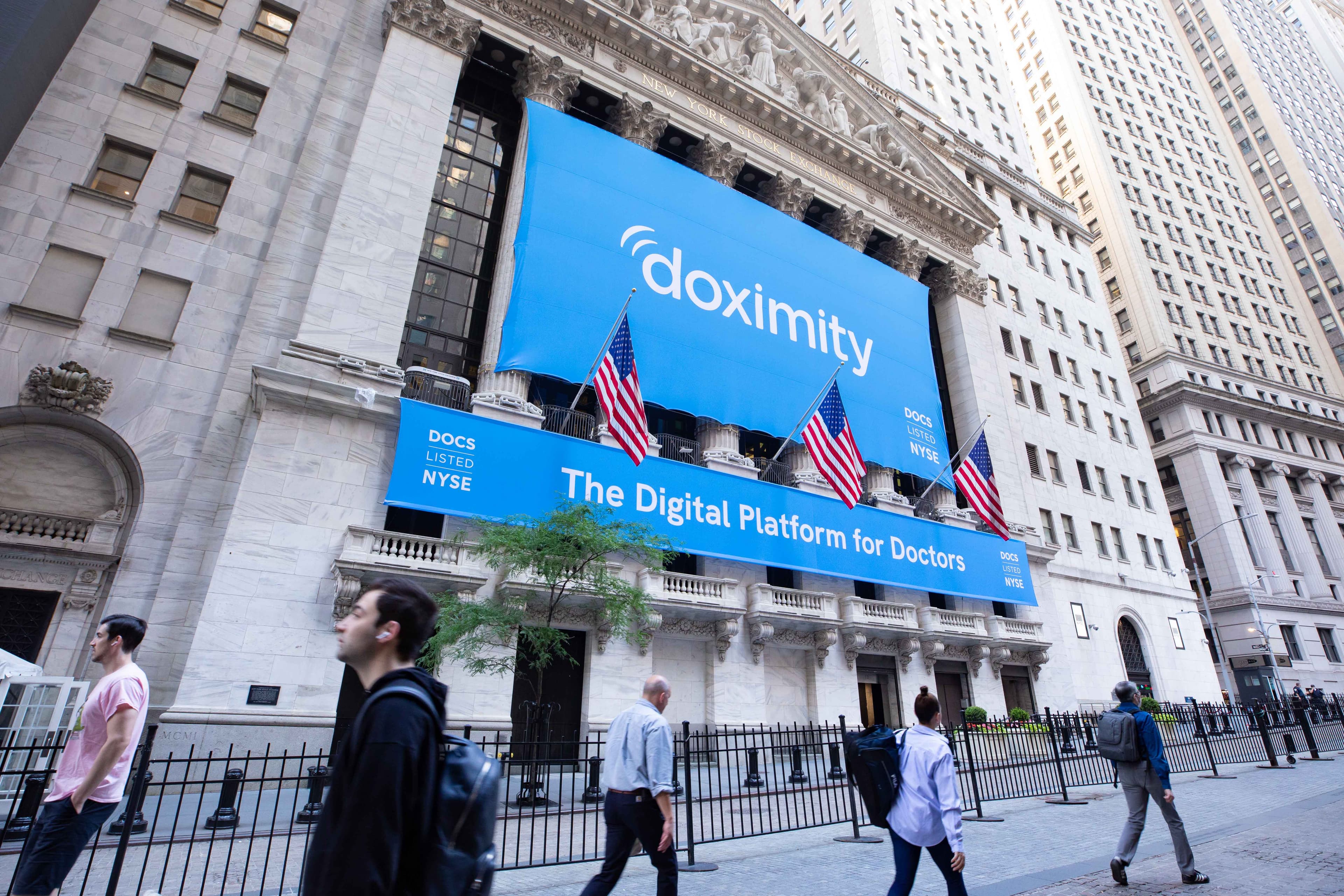 Digital Health Platform Stock Surges on AI-Driven Growth Prospects